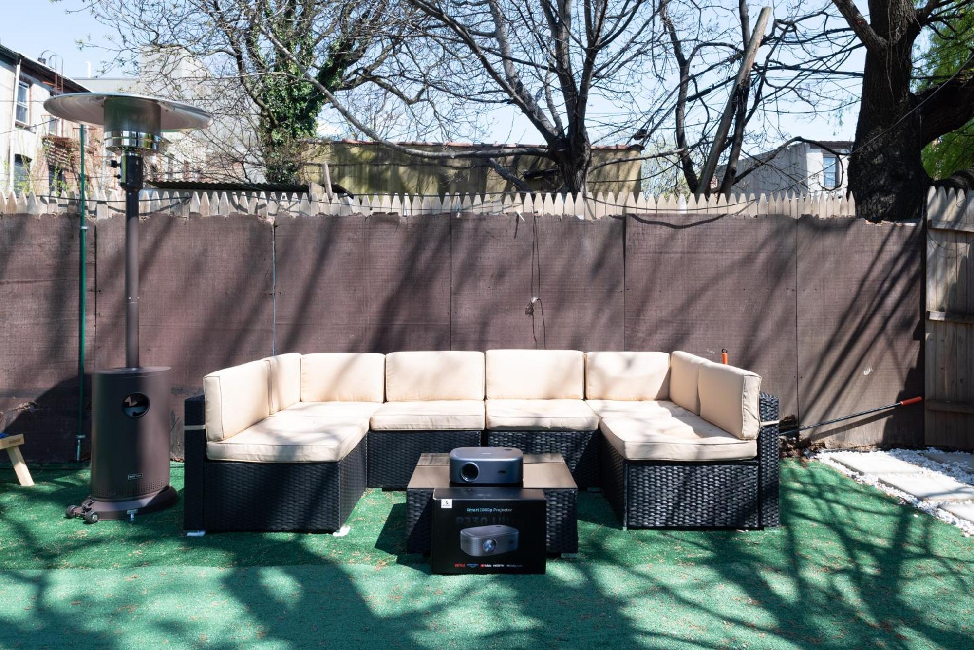 Charming 2Br Bkyrd Near Williamsburg Apartment New York Exterior photo